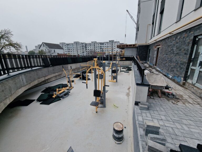 5460896620620151118_121