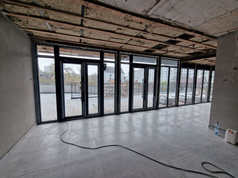 5460896620620151217_121