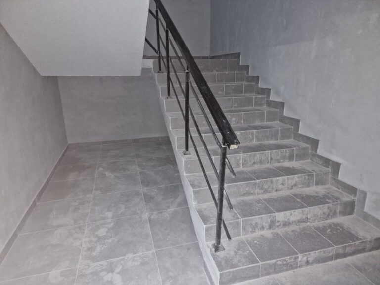 5460896620620151221_121